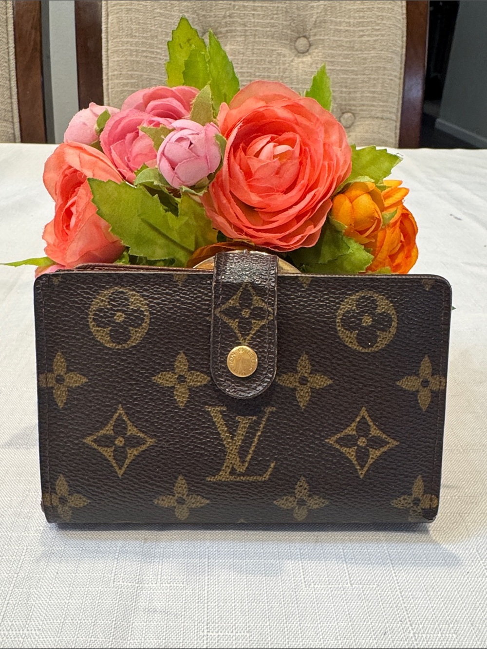 Authentic Louis Vuitton Kisslock Wallet